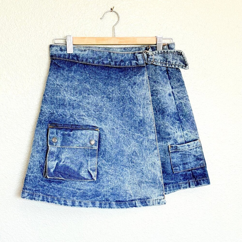 THE PEOPLE Vs. Acid Wash Denim Wrap Mini Skirt with Pockets | Size M | Retro Y2k